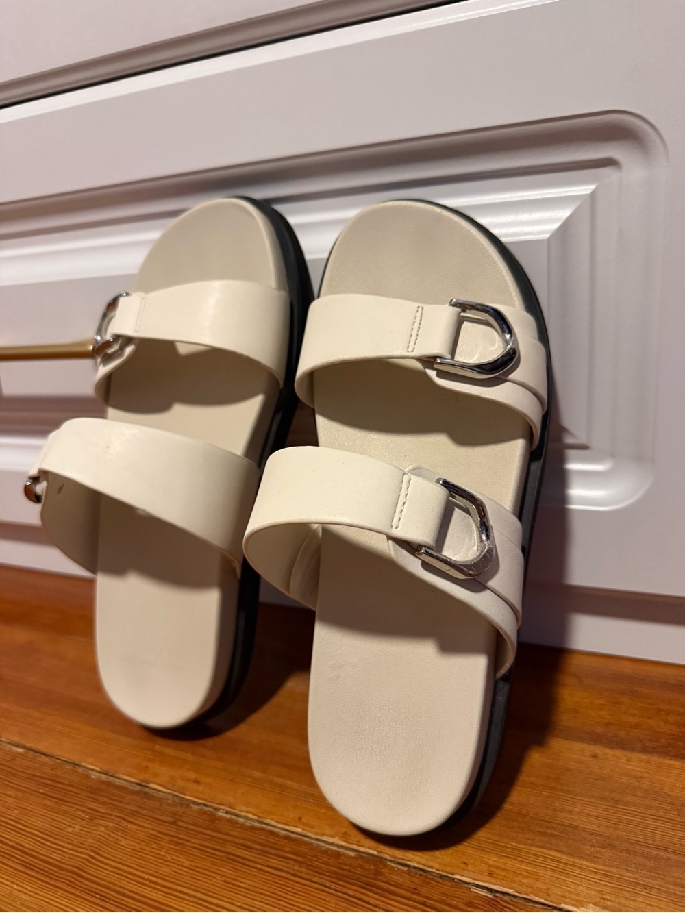 Abercrombie & Fitch Cream Double-Strap Slide Sandals with Silver Buckles